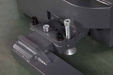 Cargar imagen en el visor de la galería, Montacargas - Apilador Eléctrico de 1.5 tonelada y 5.5 metros de altura con patas y uñas ajustables