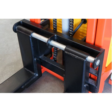 Cargar imagen en el visor de la galería, Apilador Semi-eléctrico de 1 y 1.5 toneladas con patas fijas - Mesumex