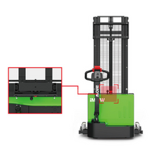Cargar imagen en el visor de la galería, Apilador eléctrico de 1.2 tonelada y 3.6 metros de altura con base ajustable